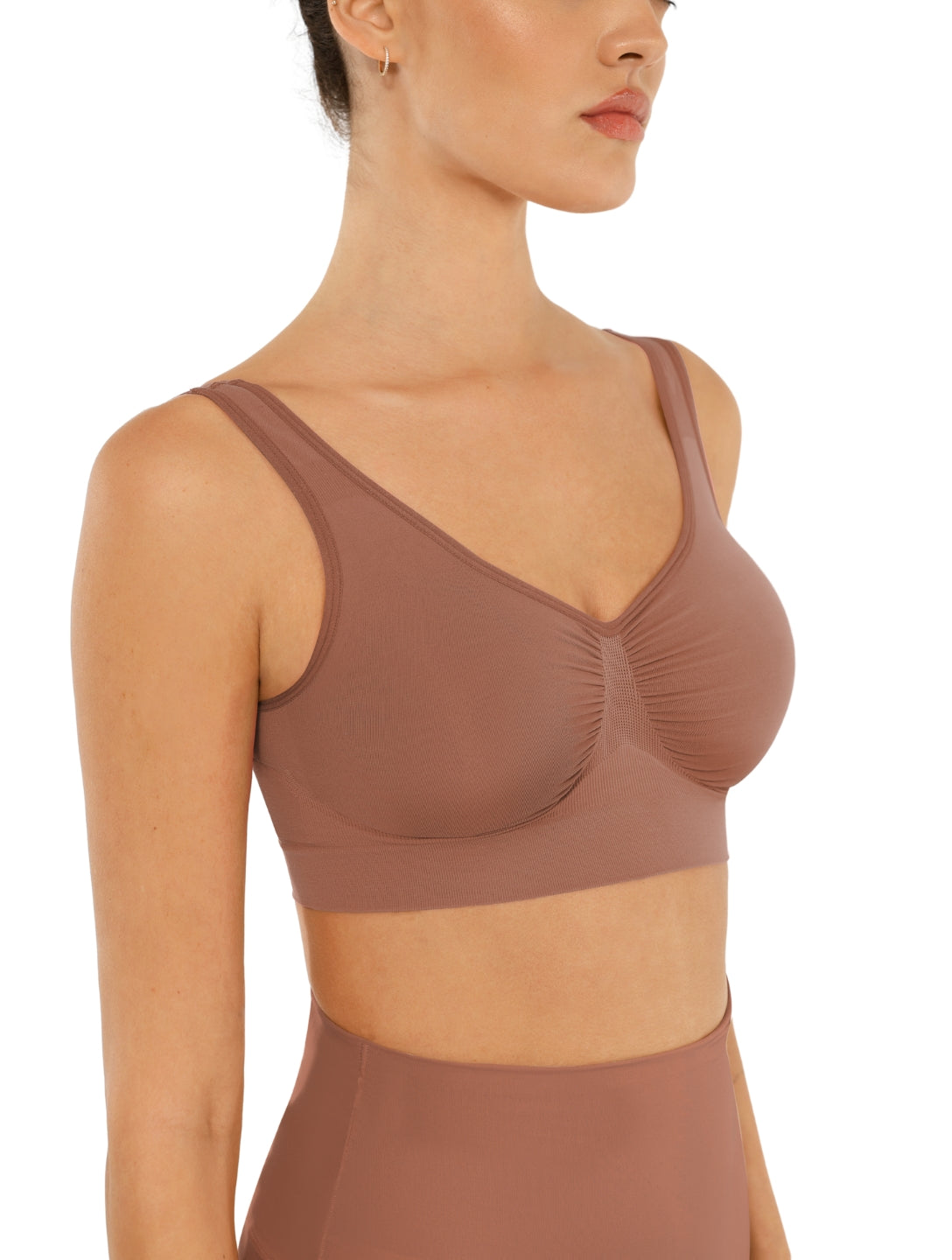 Soutien-gorge gainant à bretelles larges